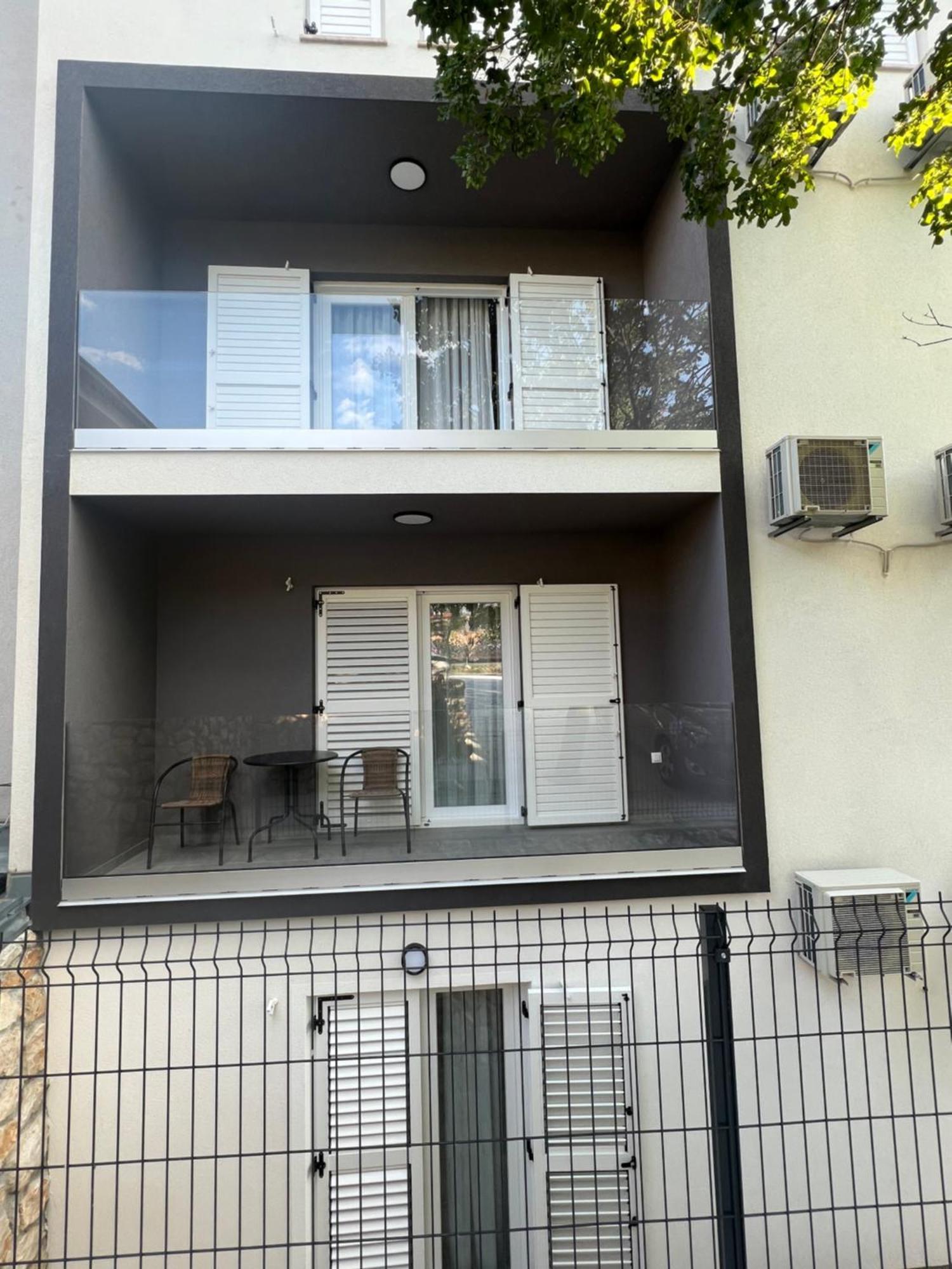 Apartmani Avis Selce Exterior photo